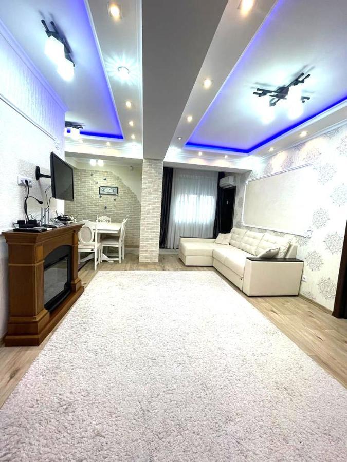 Large Apartment !!!Ciuflea Str. Кишинів Екстер'єр фото