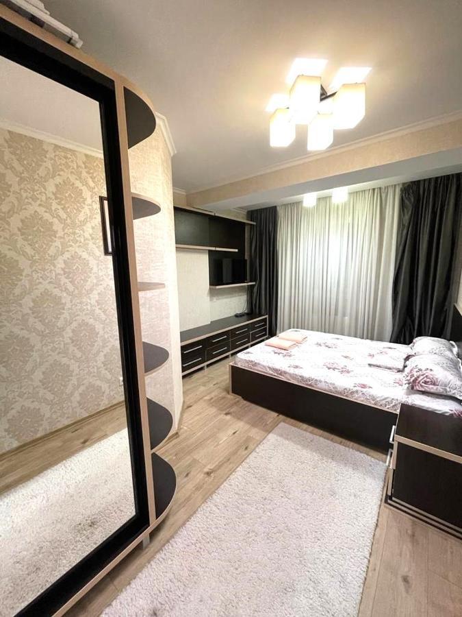 Large Apartment !!!Ciuflea Str. Кишинів Екстер'єр фото